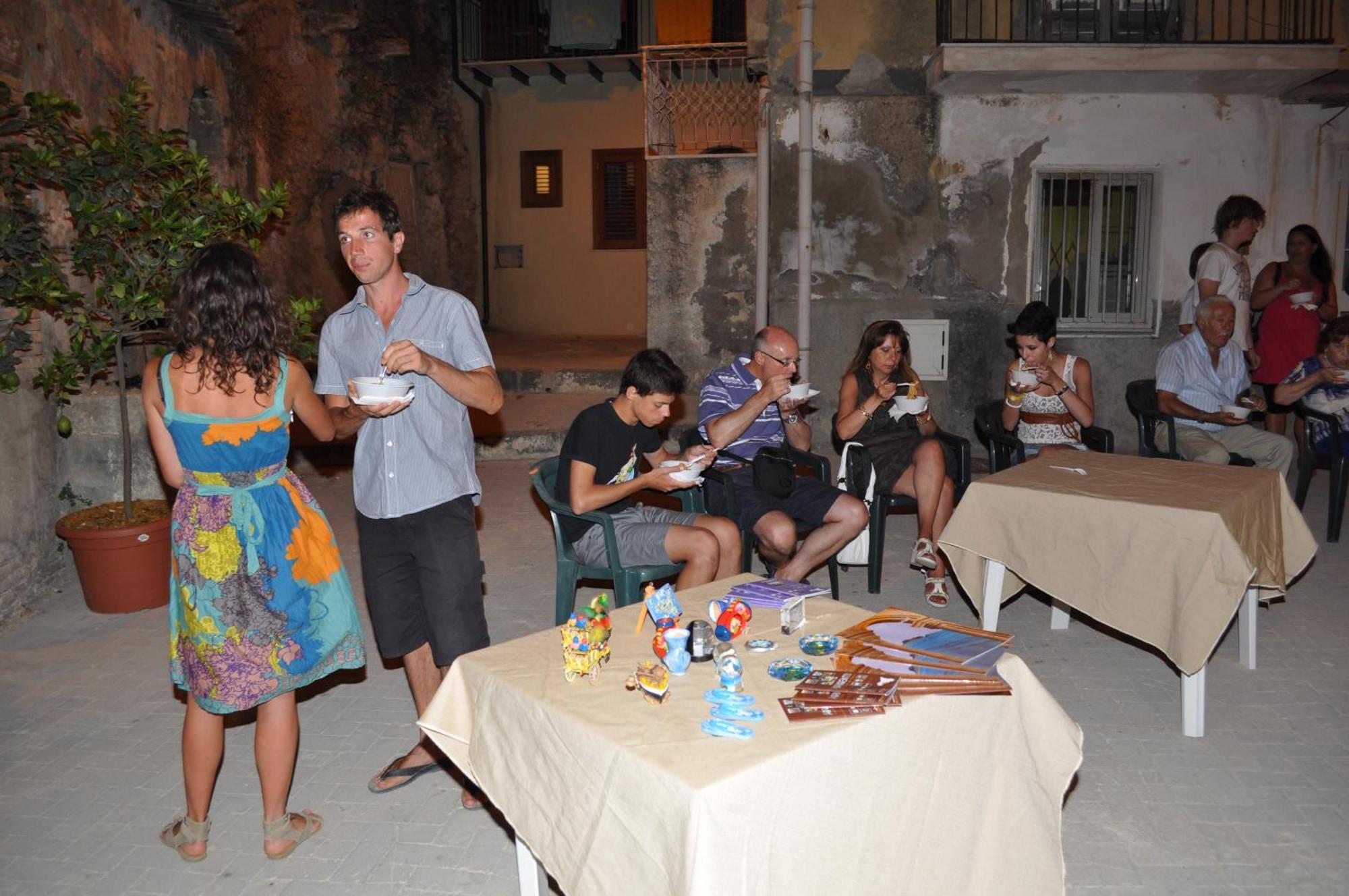 Case Albergo Al Cortiletto Licata Bagian luar foto