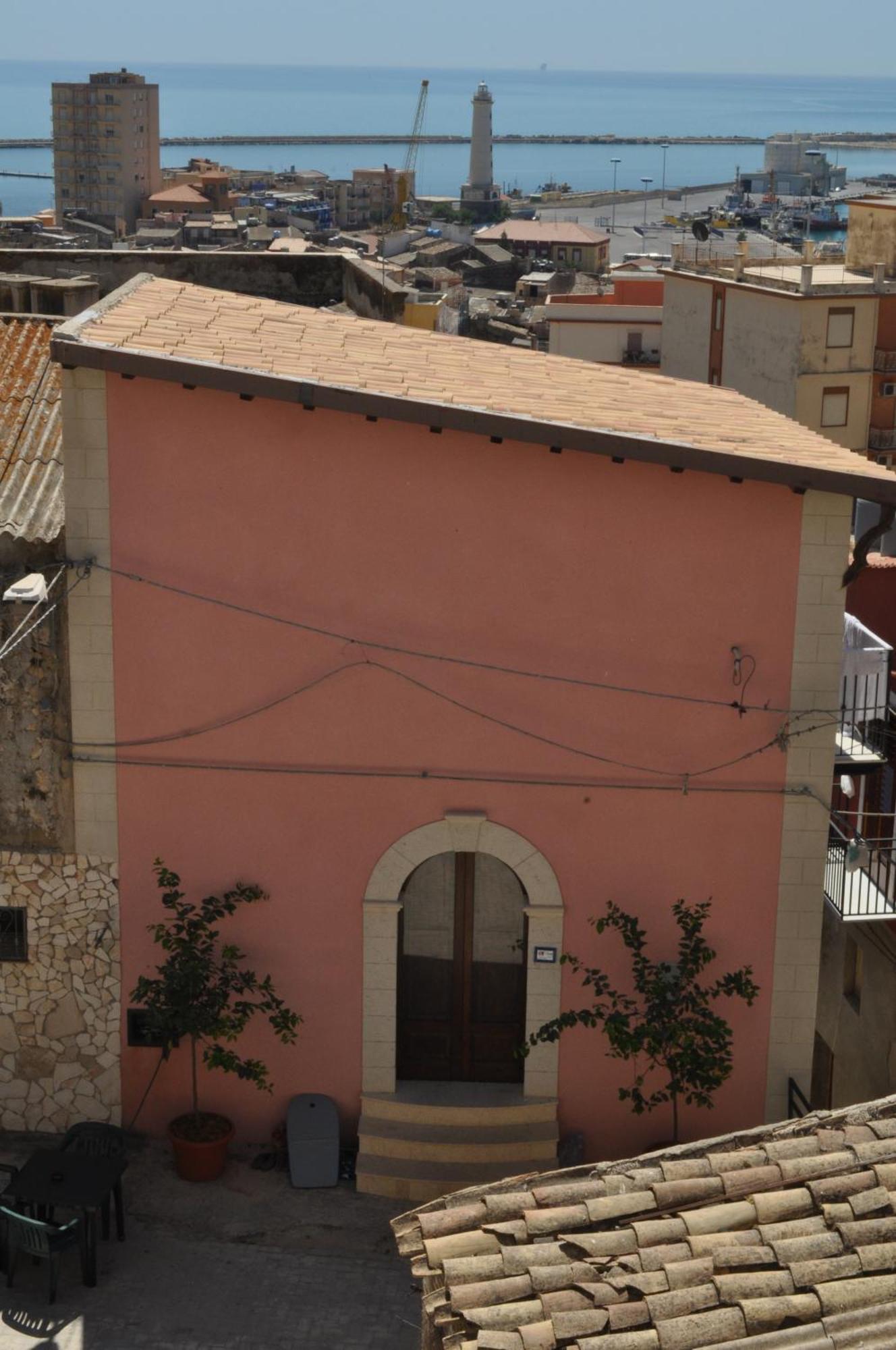 Case Albergo Al Cortiletto Licata Bagian luar foto