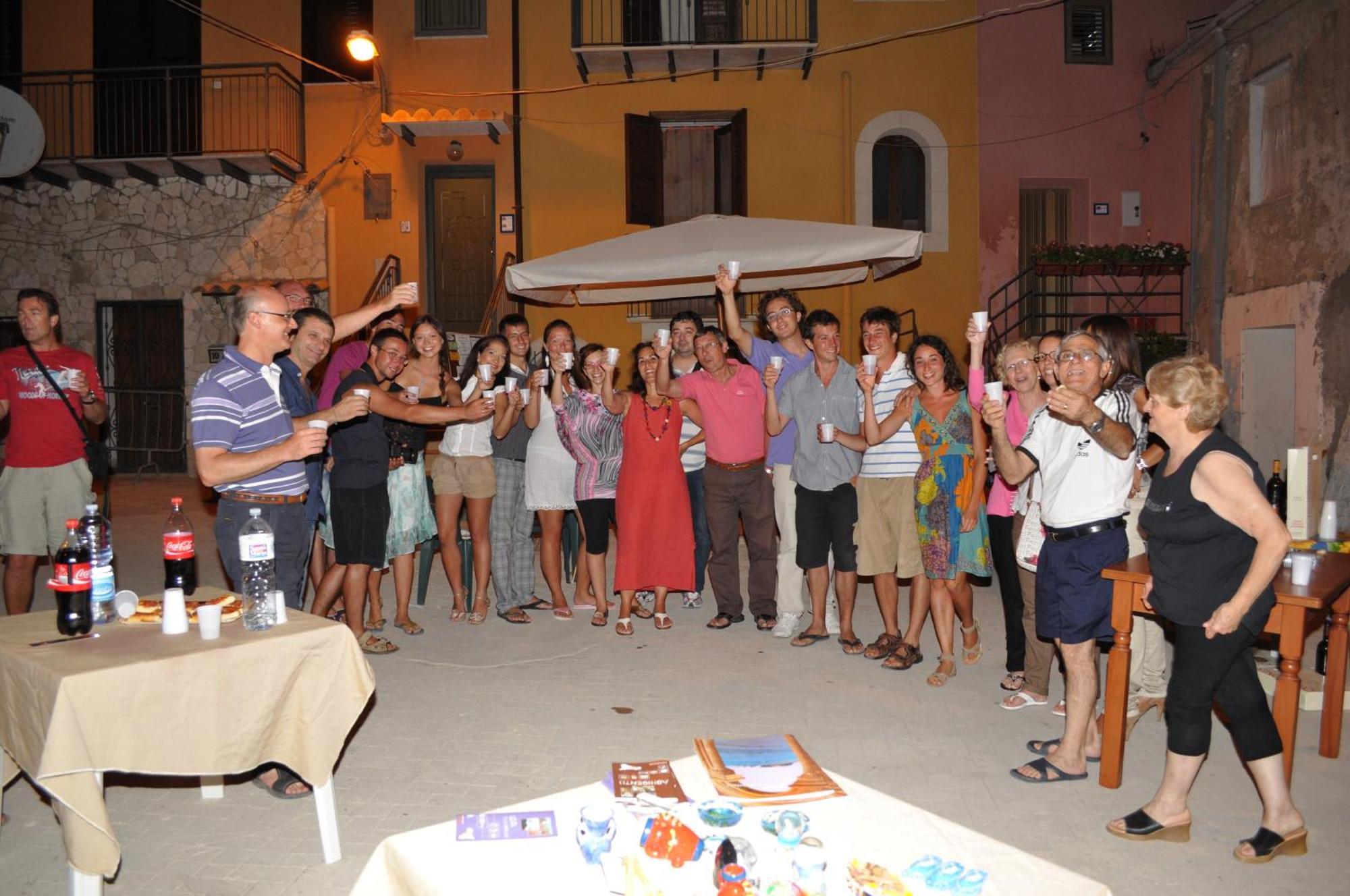 Case Albergo Al Cortiletto Licata Bagian luar foto