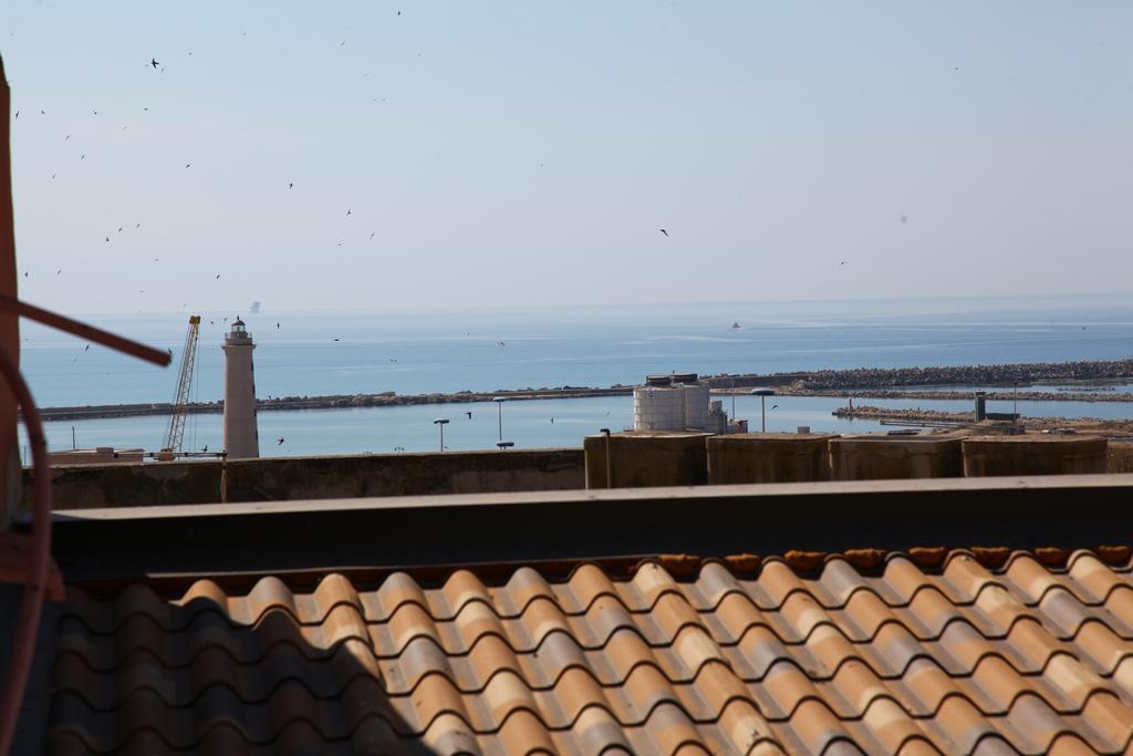Case Albergo Al Cortiletto Licata Bagian luar foto