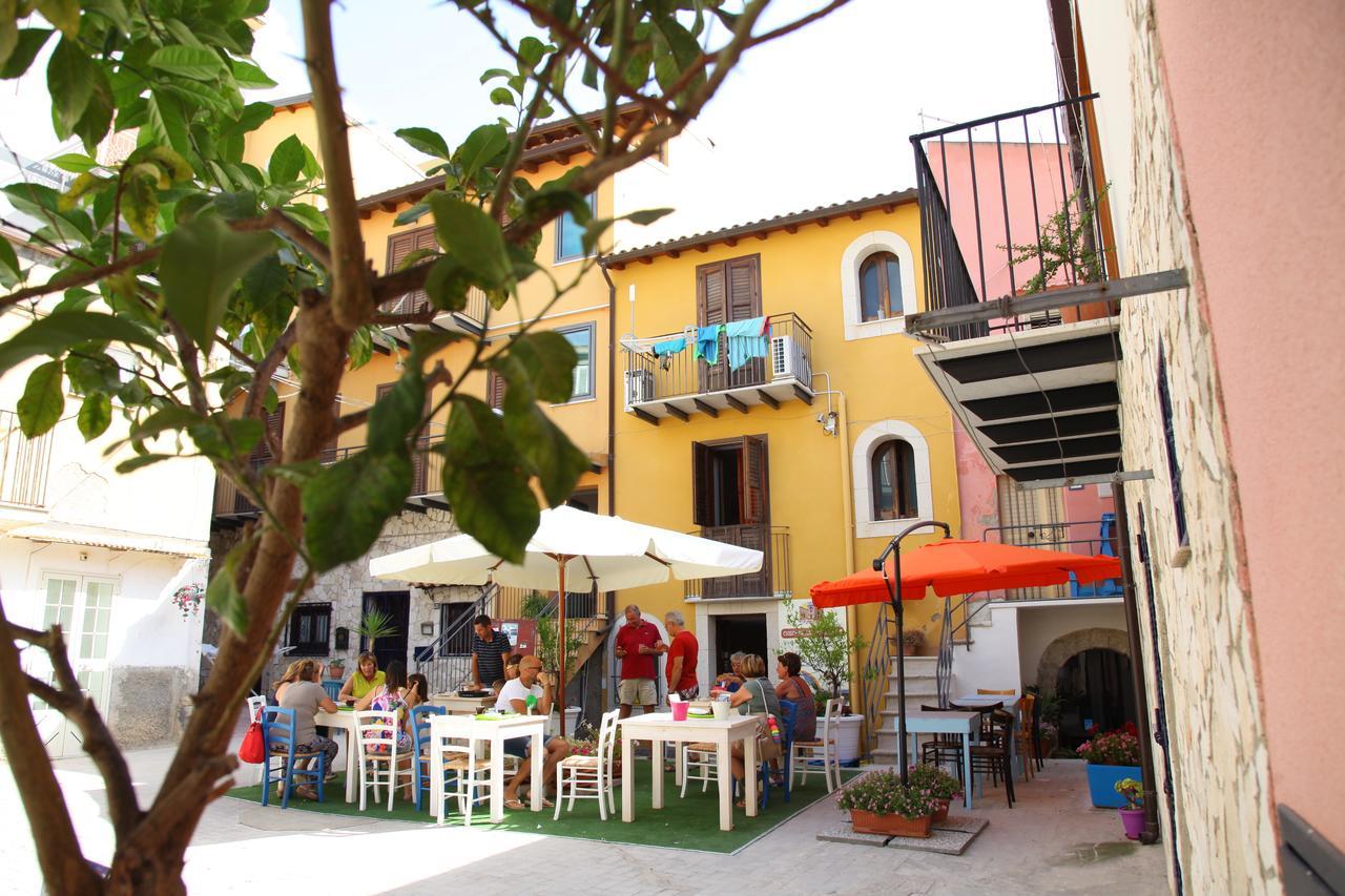 Case Albergo Al Cortiletto Licata Bagian luar foto